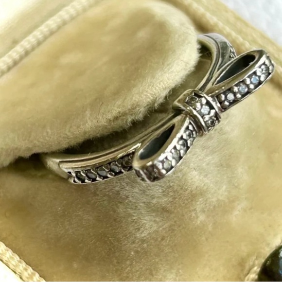 Bow Tie 925 Silver Ring - Picture 2 of 14